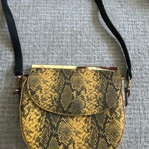 NWOT cute yellow reptile print vegan leather purse